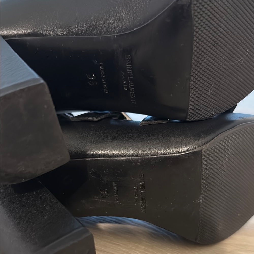 Saint Laurent Gladiator Sandal heels - Picture 9 of 9